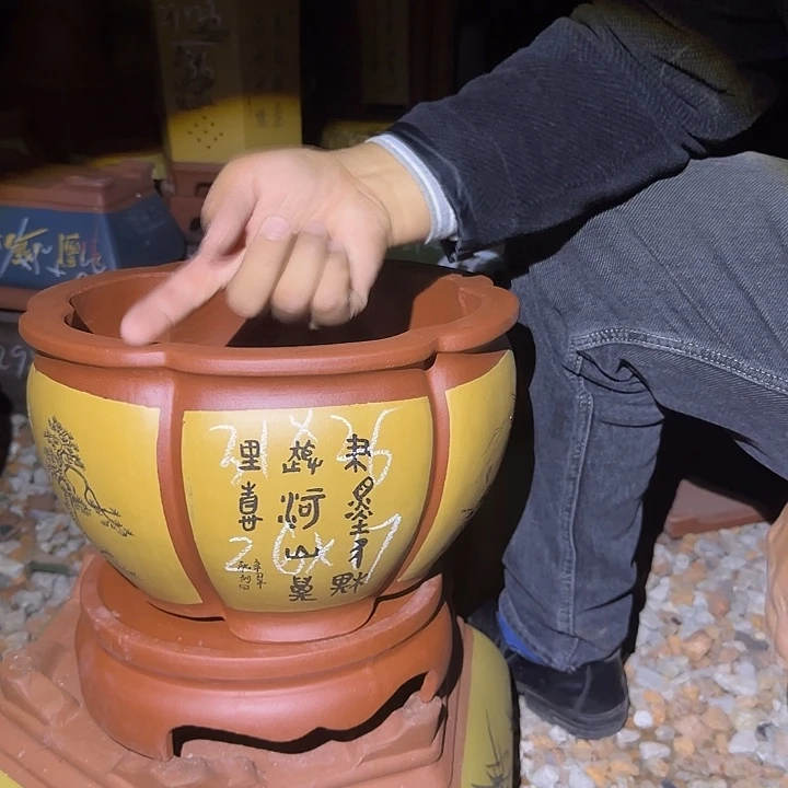 紫砂花盆紫砂花盆