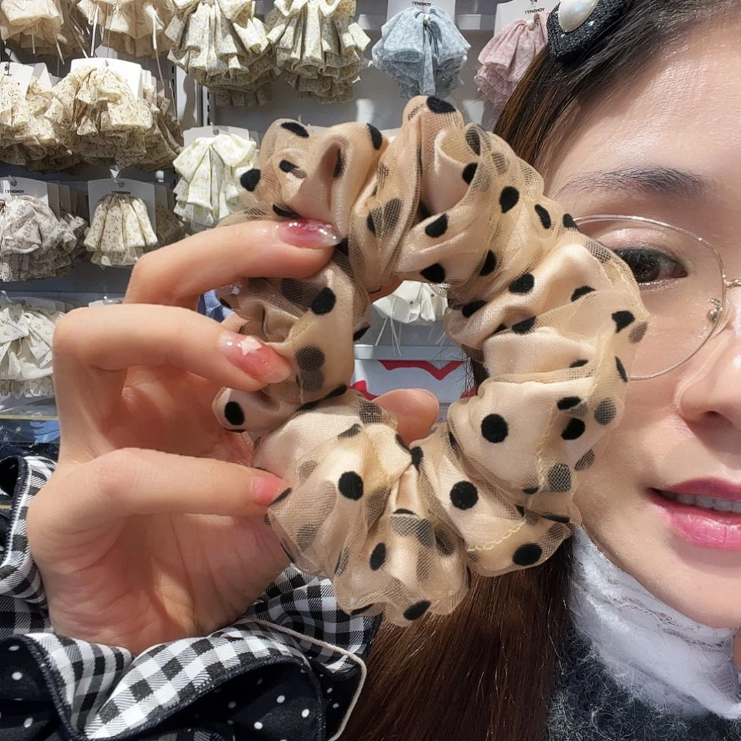 布艺非金属网纱植绒套肠浅色
