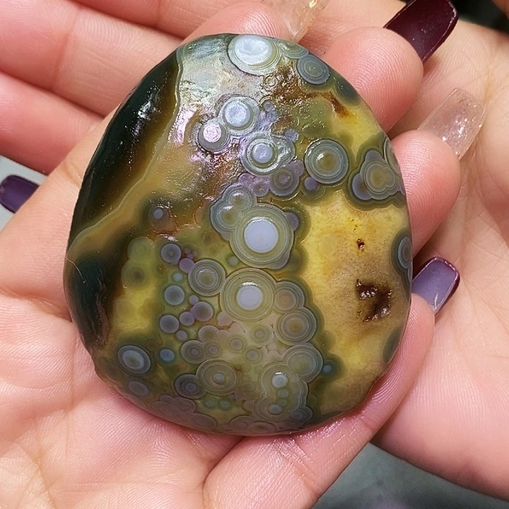 玛瑙/玉髓未镶嵌珠宝奇石