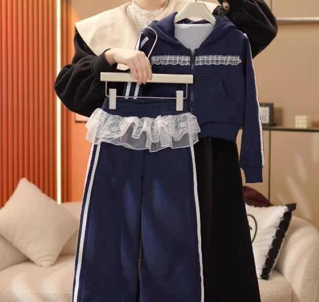 2025春季新款韩版女孩花边运动套装儿童时尚外出上衣裤子