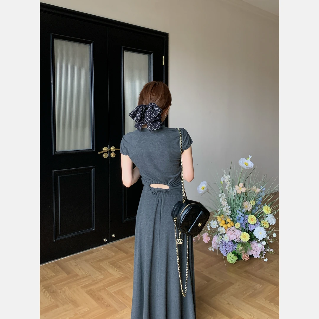 欧阳喜【清清】调性自由派气质休闲套装灰色漏腰套装221TZ1636+