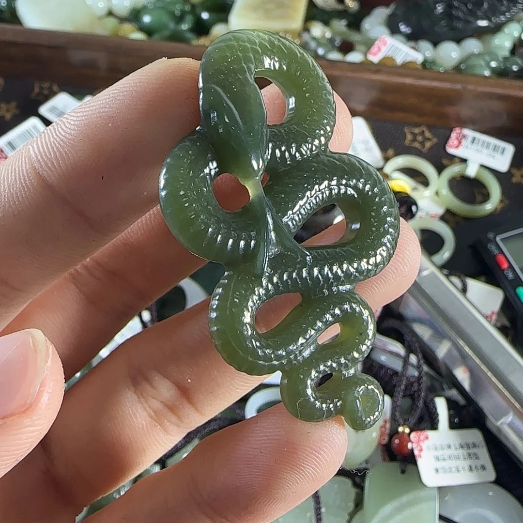 和田玉吊坠(不含链)未镶嵌186