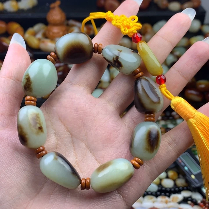 潞***子未镶嵌手链和田玉