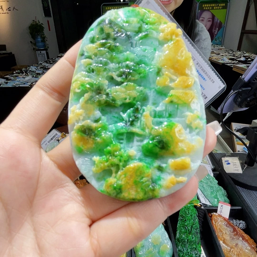 颈饰未镶嵌翡翠一