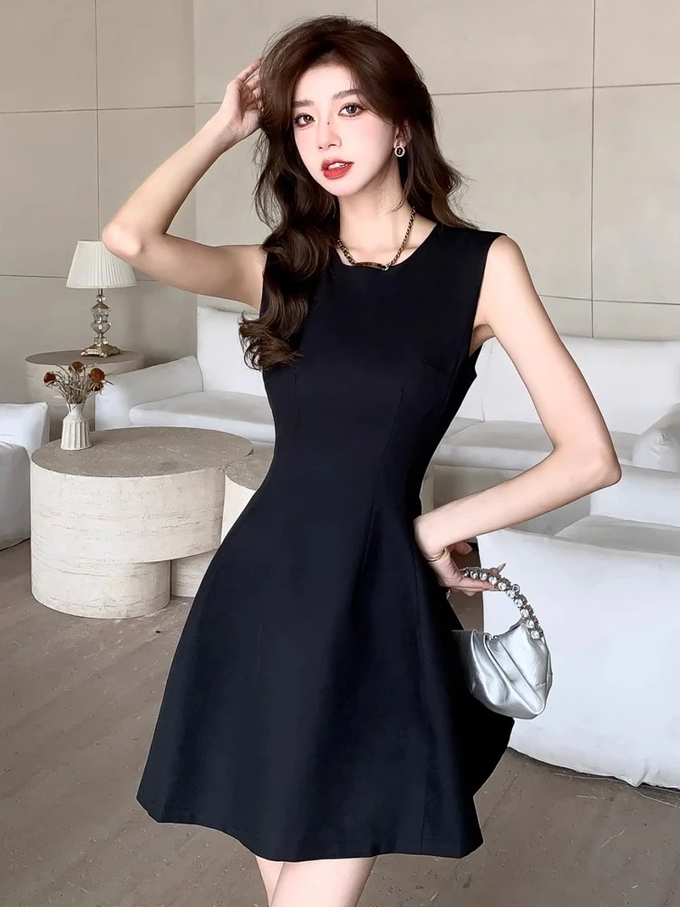 韩版圆领无袖连衣裙女夏季新款高级感修身气质短裙收腰a字蓬蓬裙