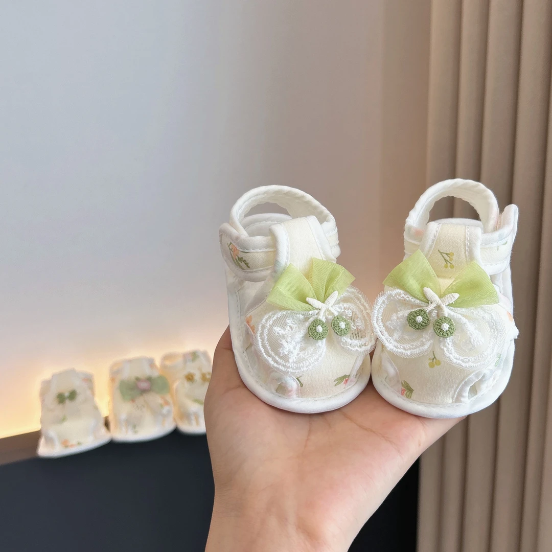 夏季0-1岁女宝宝软底凉鞋防滑婴儿鞋子透气薄款布鞋小月龄步前鞋9