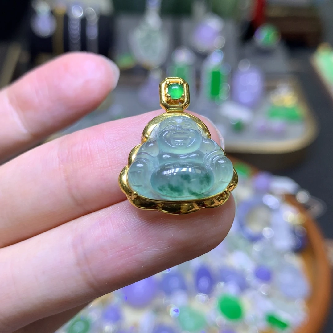 翡翠18K金镶嵌颈饰翡翠玉石吊坠