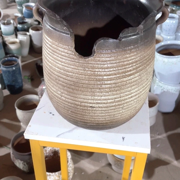 紫砂花盆口径25高度30一只