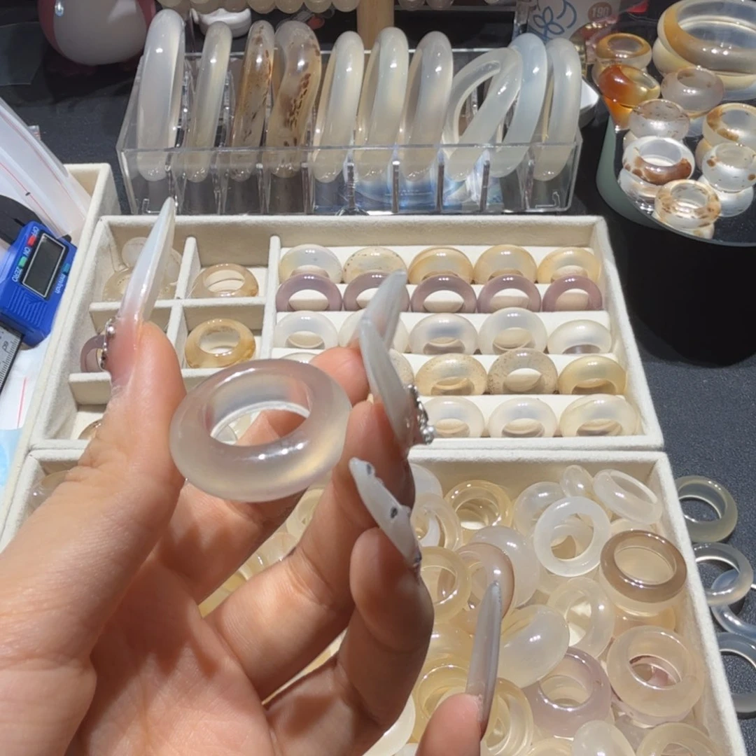 玛瑙/玉髓戒指合金白冰漏款