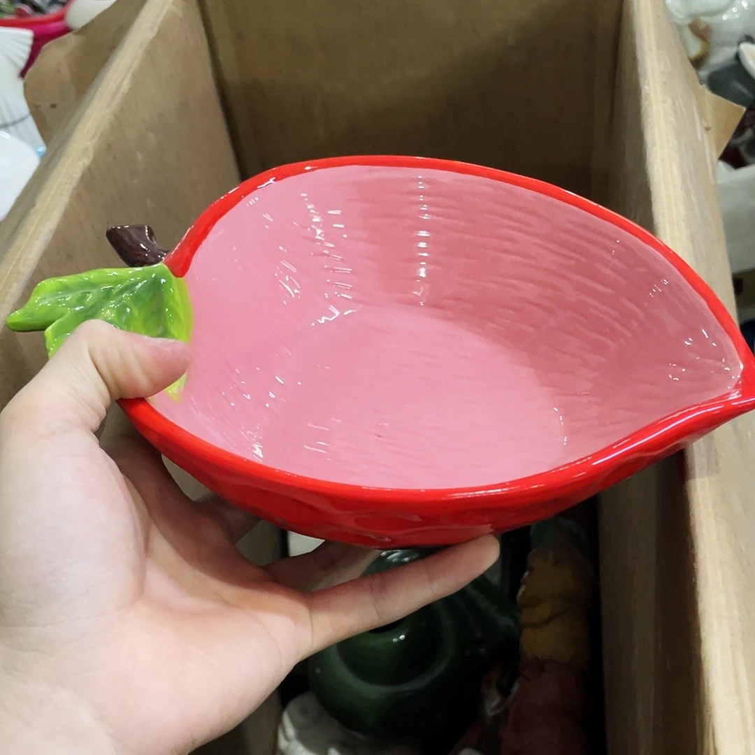 摆件       微瑕。