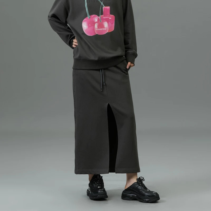 uti深灰色运动风开衩卫裙女 百搭纯棉简约半身裙春季新款