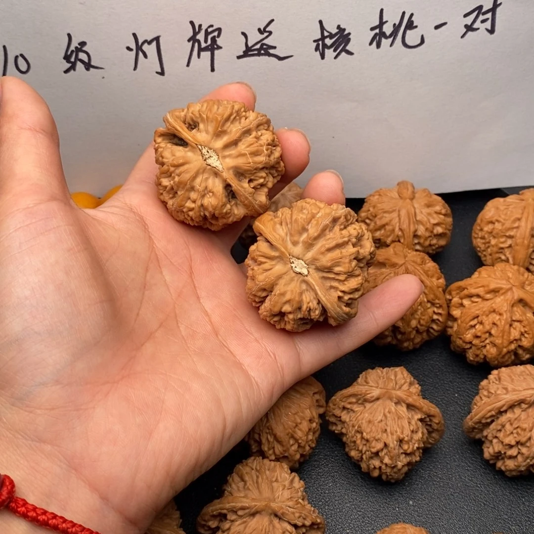 大***呀文玩核桃把件44+粗筋修