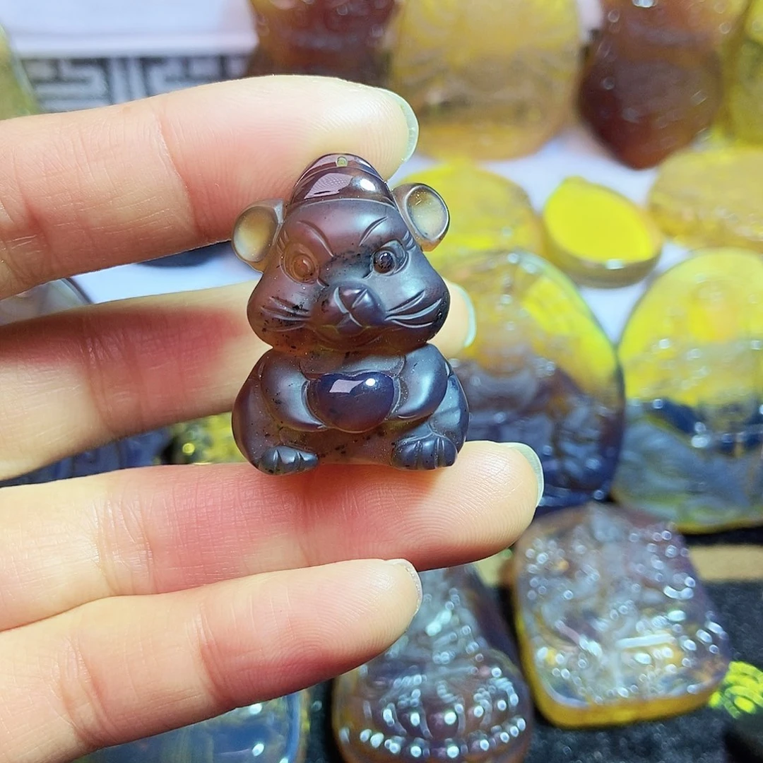 琥珀颈饰未镶嵌鼠