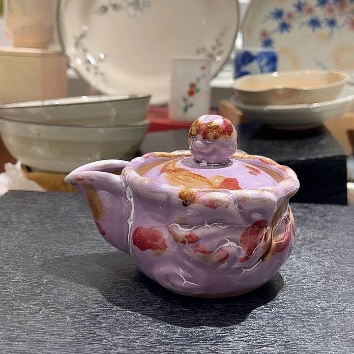孩***神瓷紫色超美有调性宝瓶漏出