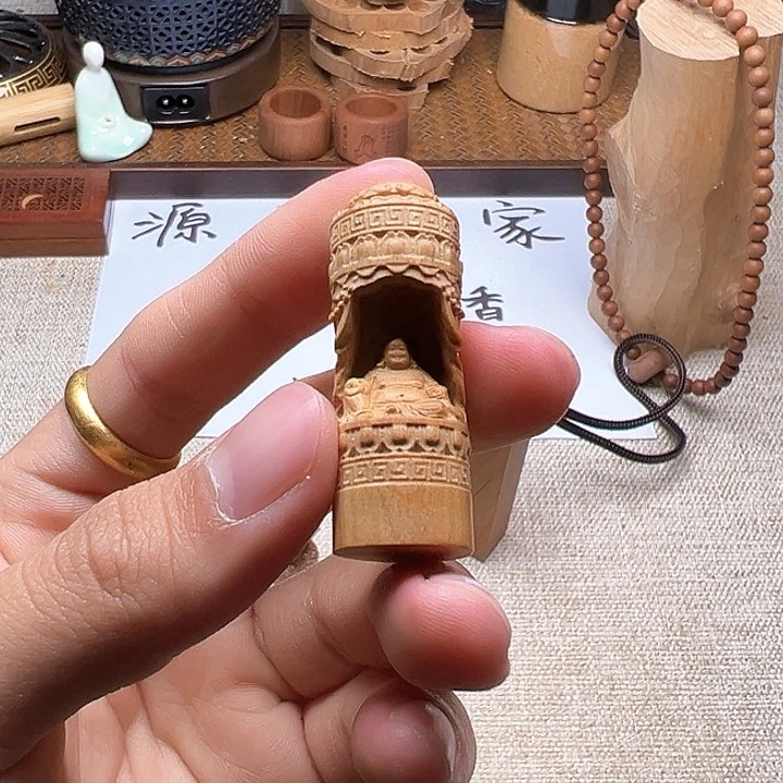 檀香木手串/手链镂空圆雕 米勒