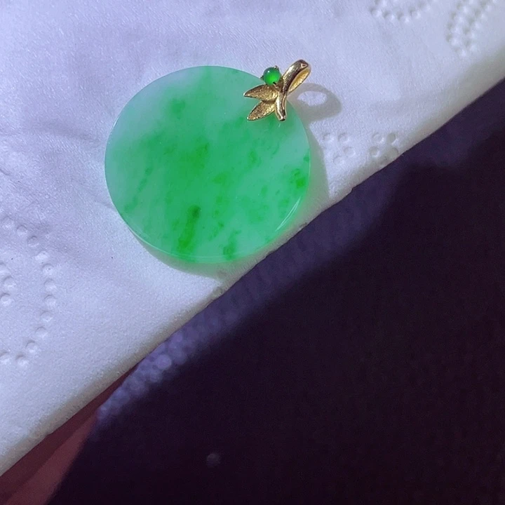颈饰18K金镶嵌翡翠翡翠