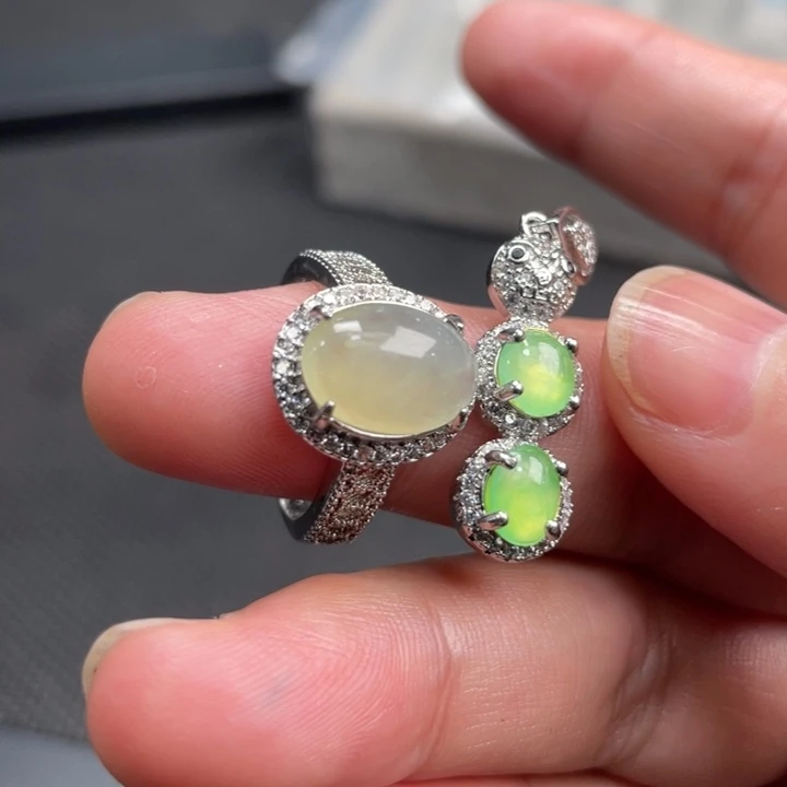 翡翠未镶嵌颈饰缅甸天然翡翠