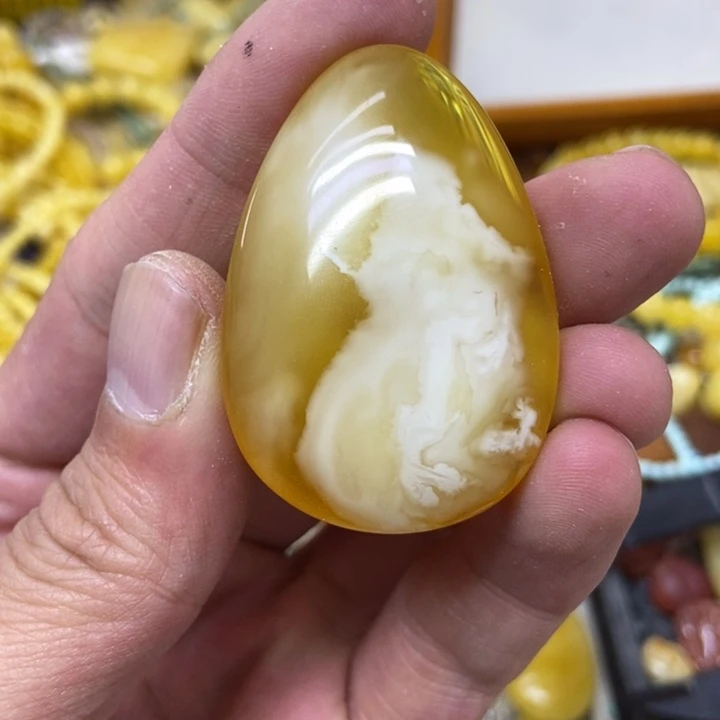 裸石蜜蜡未镶嵌吊坠