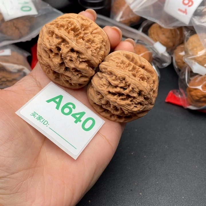 吊坠文玩核桃核桃