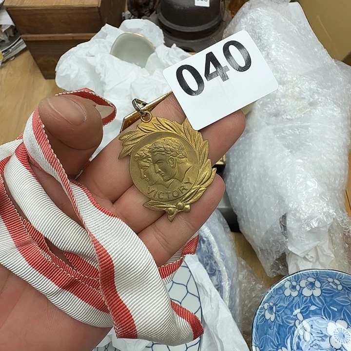 瓷片工艺品摆件瓷器摆件正能量