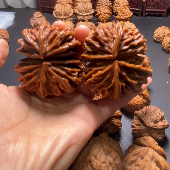 天地四棱球连58尺寸核桃哈哈哈哈哈哈