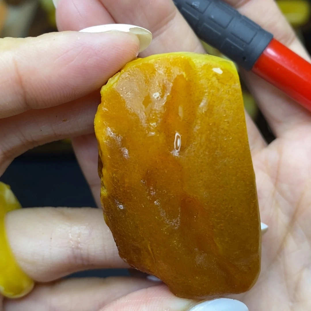 未镶嵌定制蜜蜡胖