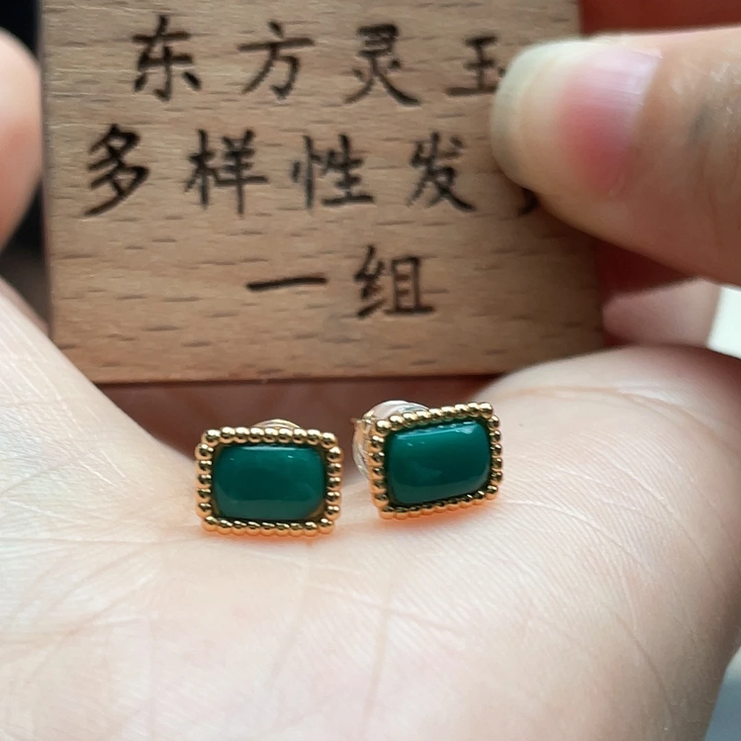 绿松石未镶嵌耳饰