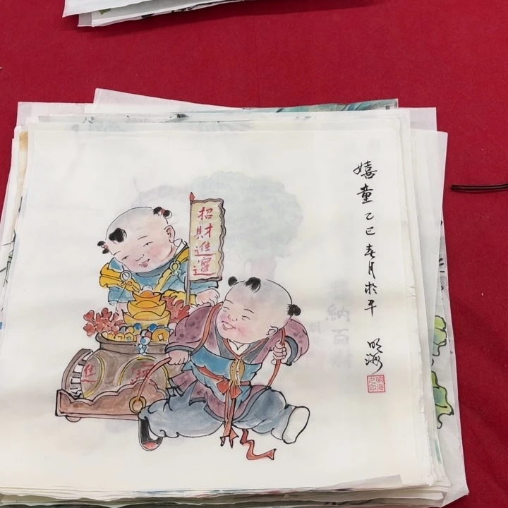 国画花鸟等图案为一体而