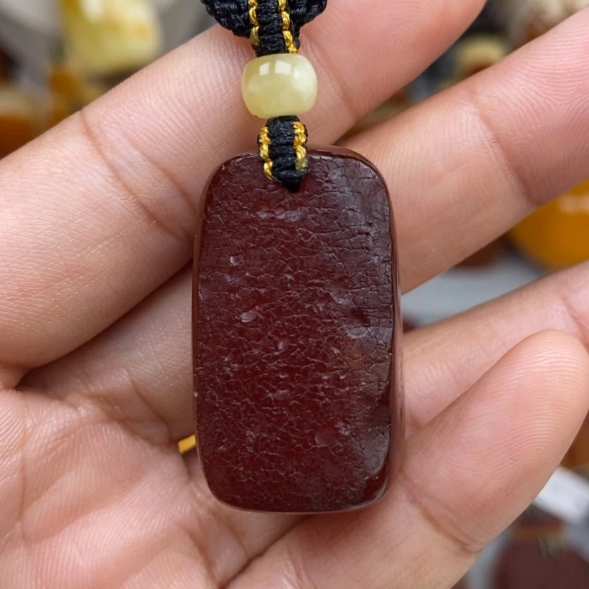 【闪购商品】琥珀颈饰未镶嵌