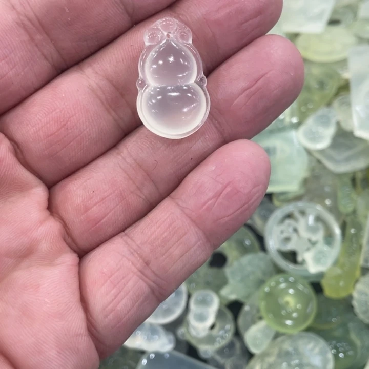 蛇纹石玉合金颈饰