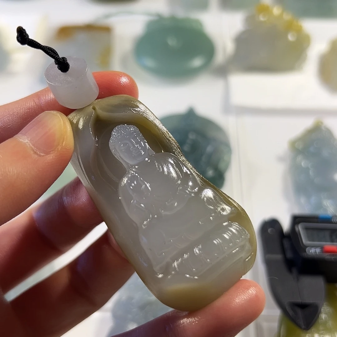 未镶嵌定制翡翠挂件