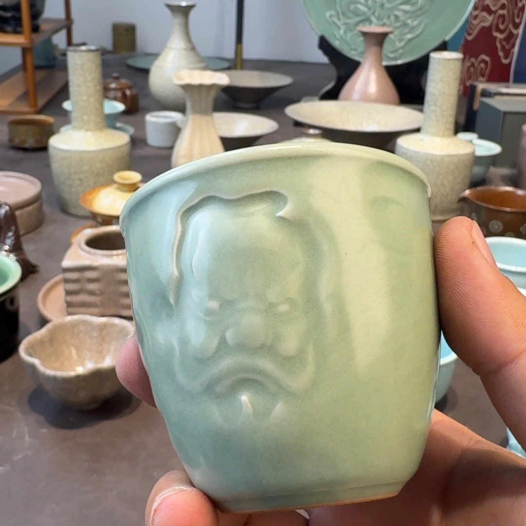 长***雁龙泉青瓷茶具微瑕