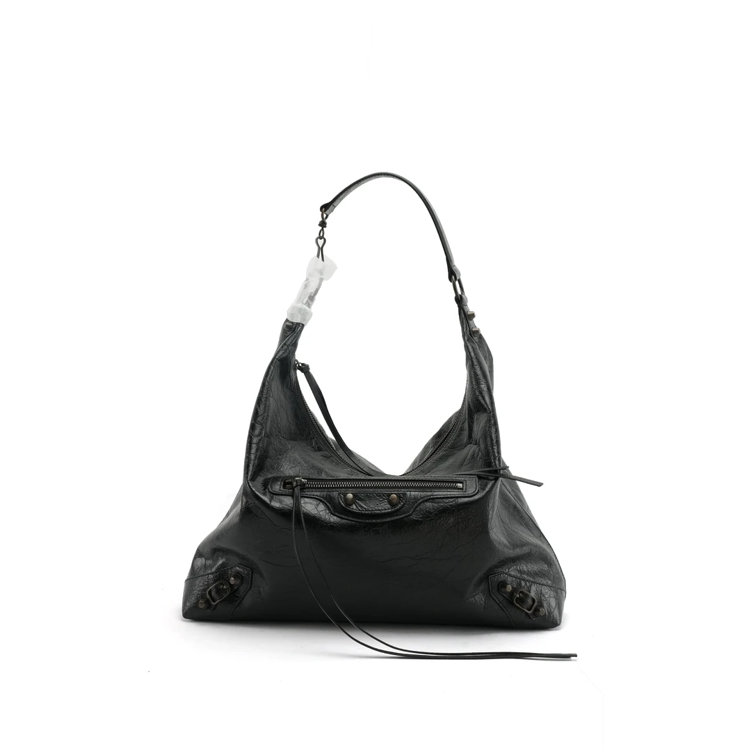 油蜡皮机车包百搭单肩包