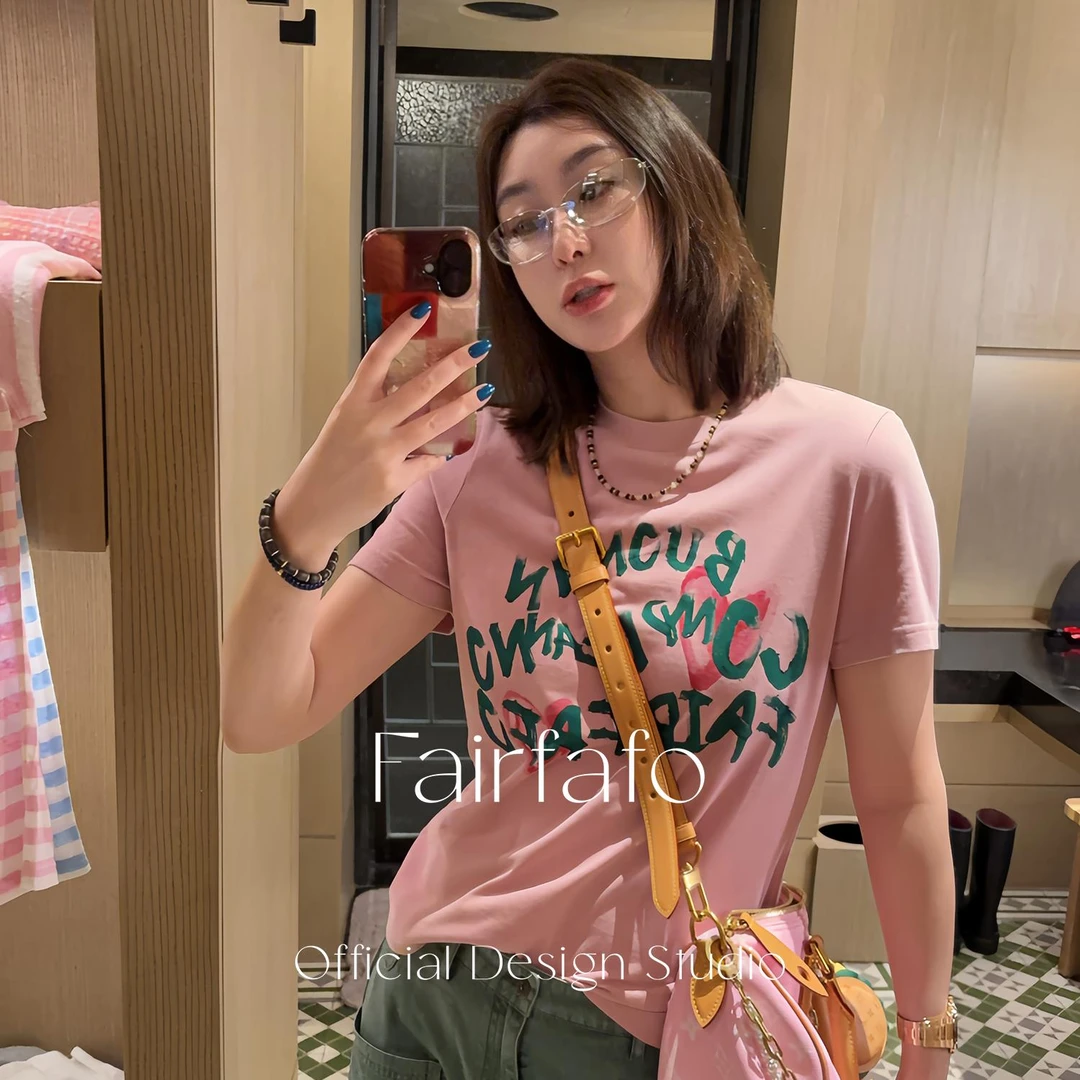 FAIRFAFO【草莓奶昔】TXA44140夏季新款爆款印花正肩T恤春夏半袖