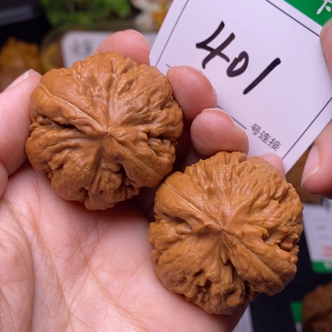 把件文玩核桃401霸王龙3.9