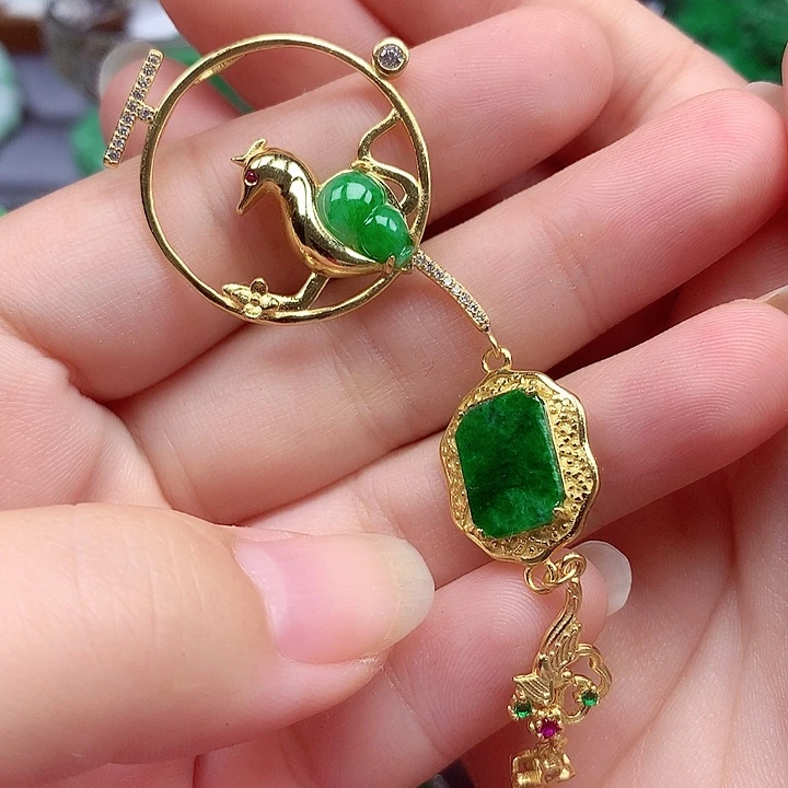 翡翠银S925镶嵌颈饰翡翠