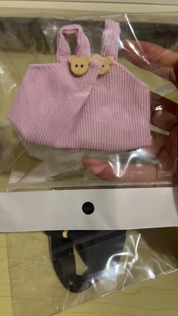 步步适用的背带裤等衣服配件装饰