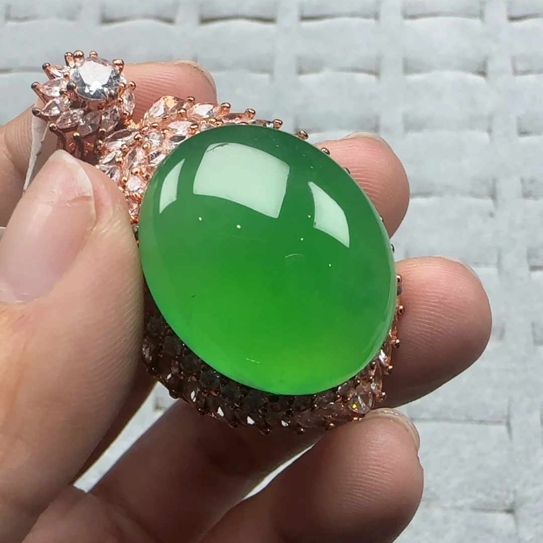 翡翠未镶嵌戒指翡翠