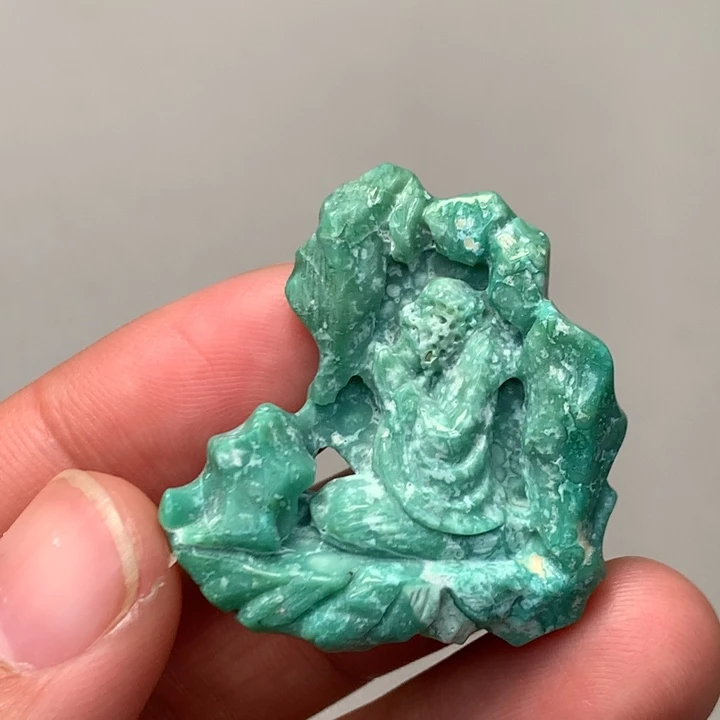 绿松石未镶嵌颈饰