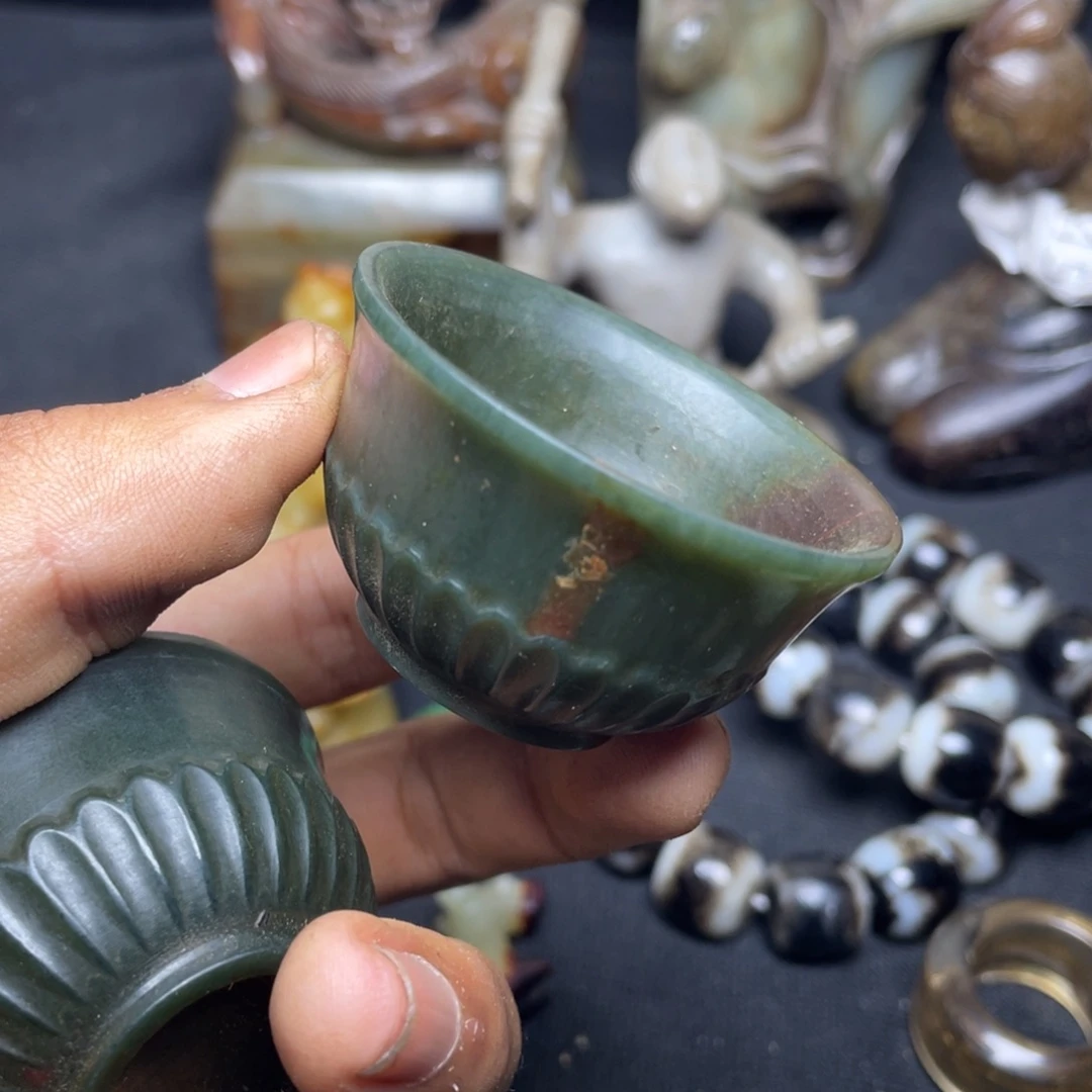 和田玉（糖玉）未镶嵌挂件