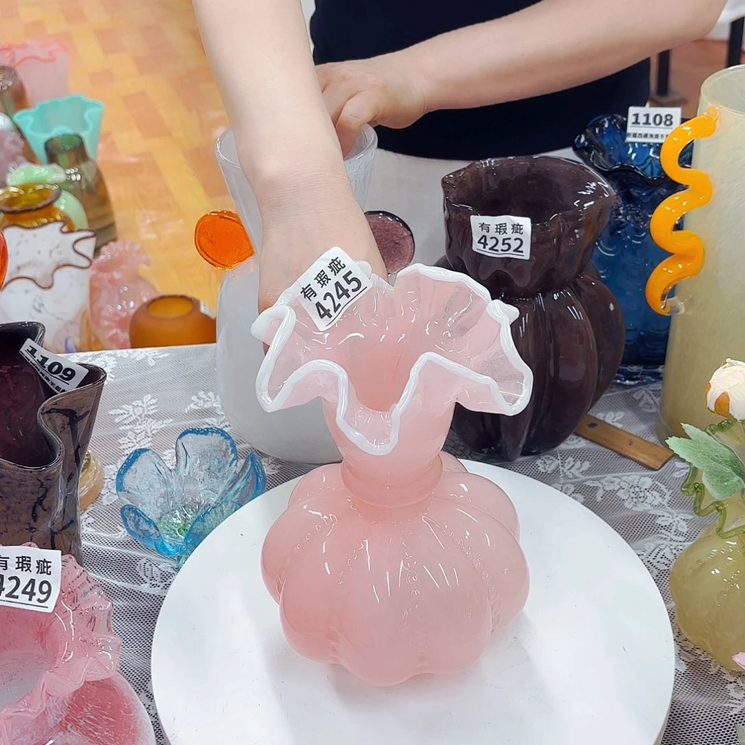 微瑕4245 安妮花瓶花器摆件