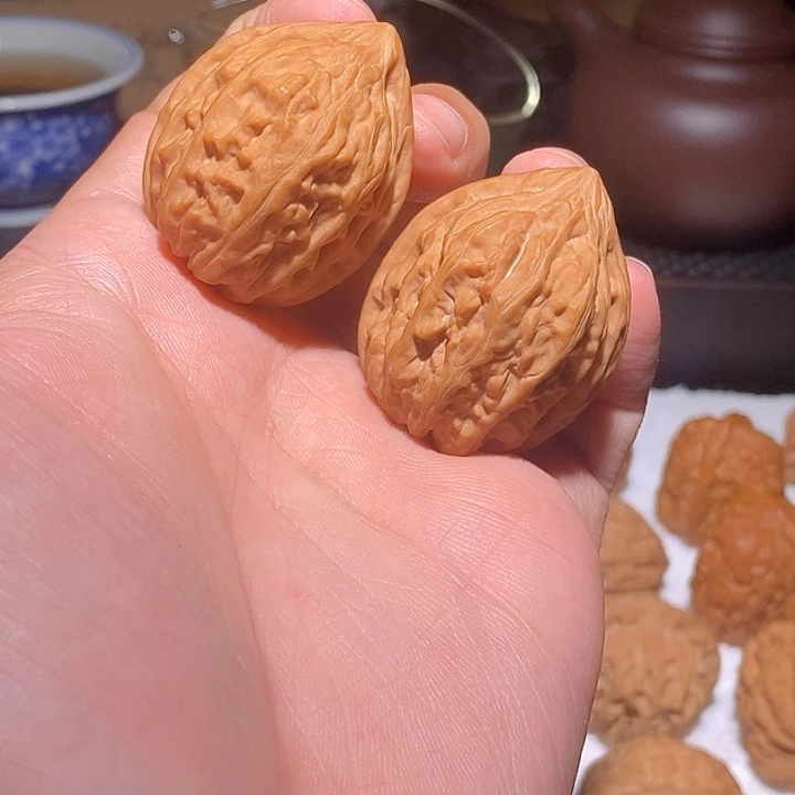 文玩核桃手把件鸭嘴