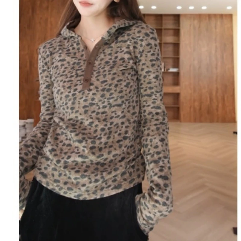 新款时尚百搭高级感豹纹连帽轻奢卫衣上衣LK2506683