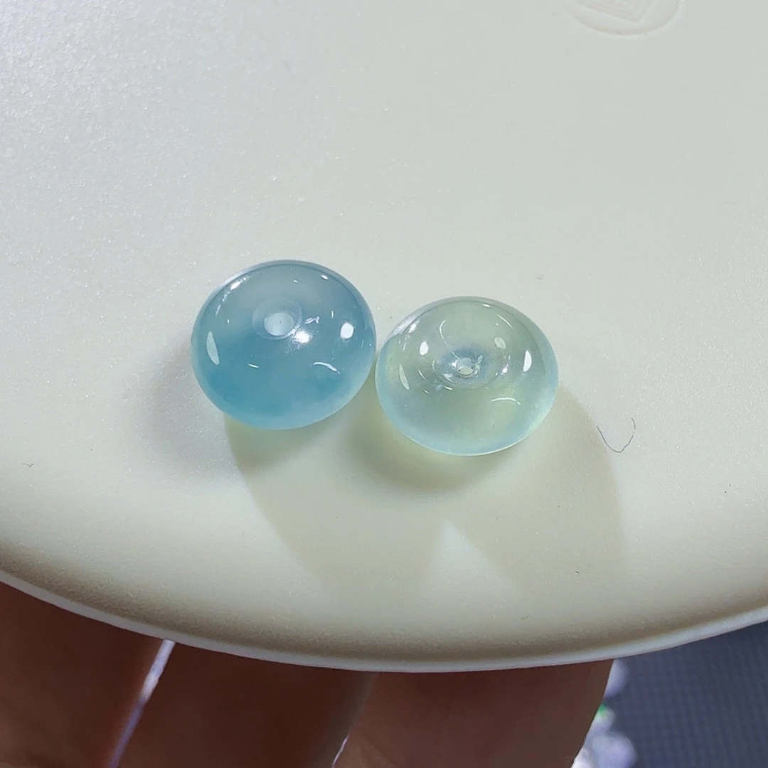 半****翡翠未镶嵌颈饰平安扣一对