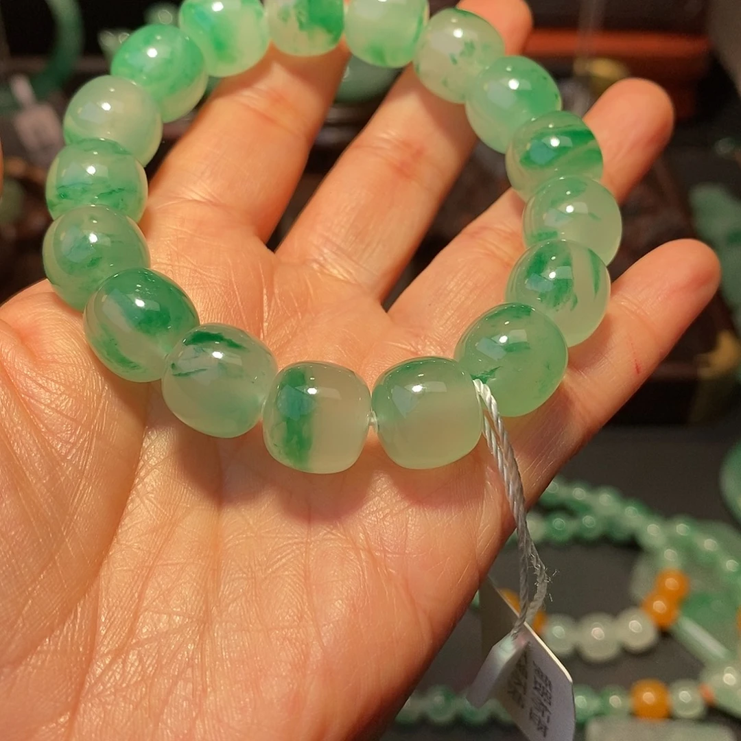 泡***柔石英质玉（非洲翠）未镶嵌串