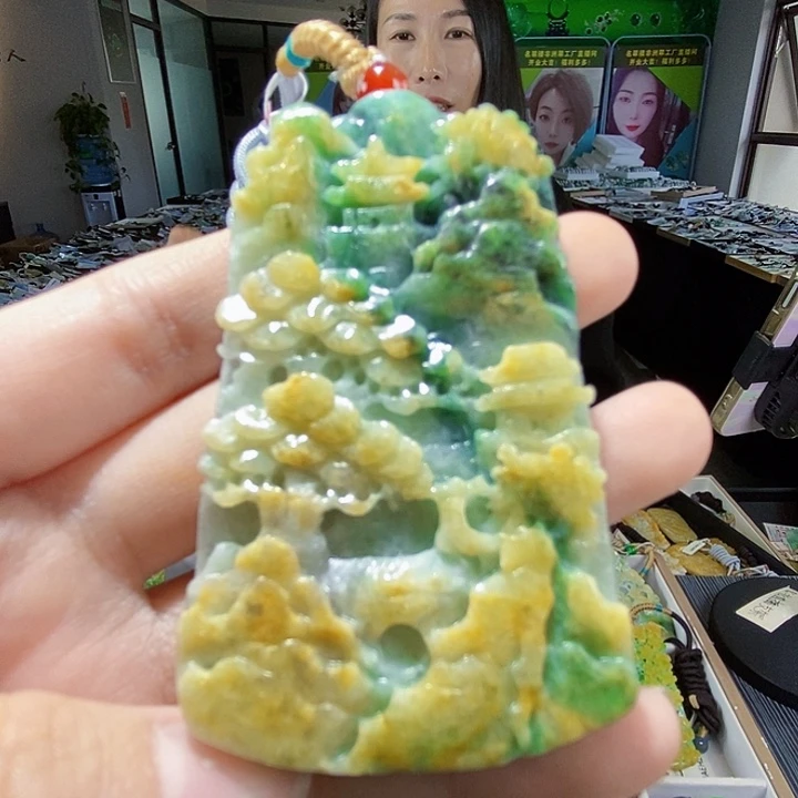 颈饰未镶嵌翡翠翡翠