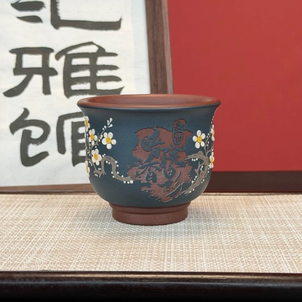 宜兴原矿紫砂紫泥粉浆泥绘梅花暗香疏影金钟杯主人杯茶杯