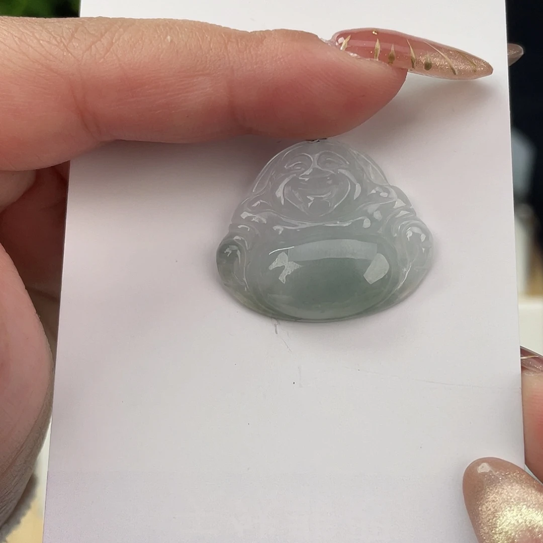 翡翠未镶嵌颈饰佛公