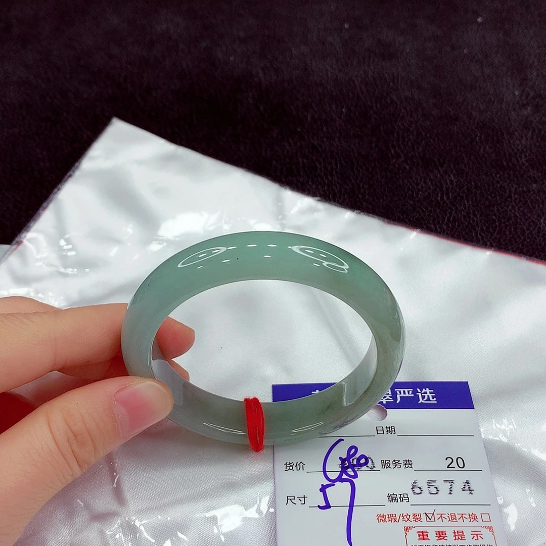 翡翠未镶嵌手镯11