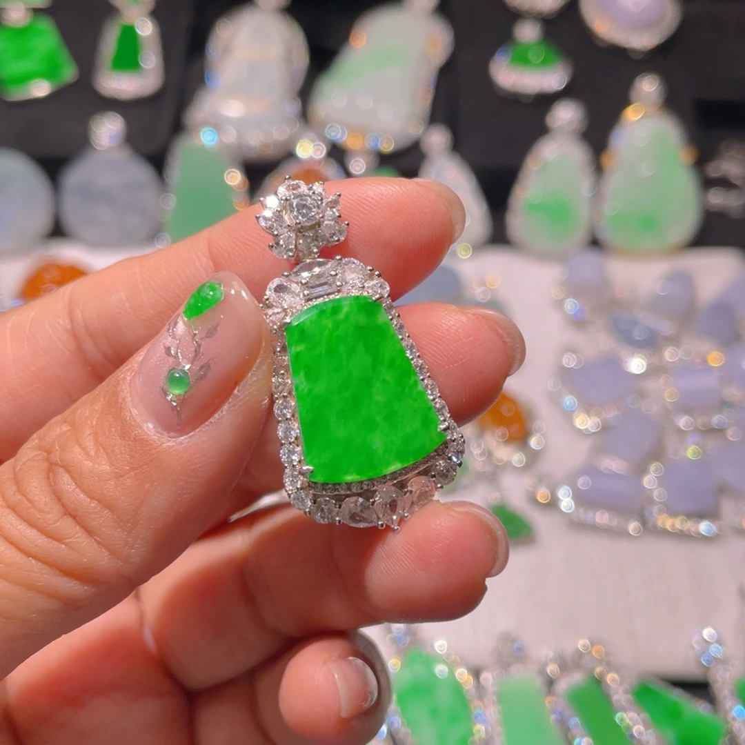 翡翠颈饰银S925镶嵌小****～精品